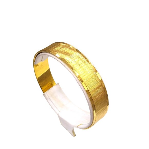 Vintage Monet Gold Tone Bangle, Vintage Etched and Edged Metal Bracelet, Classic - Picture 3 of 5